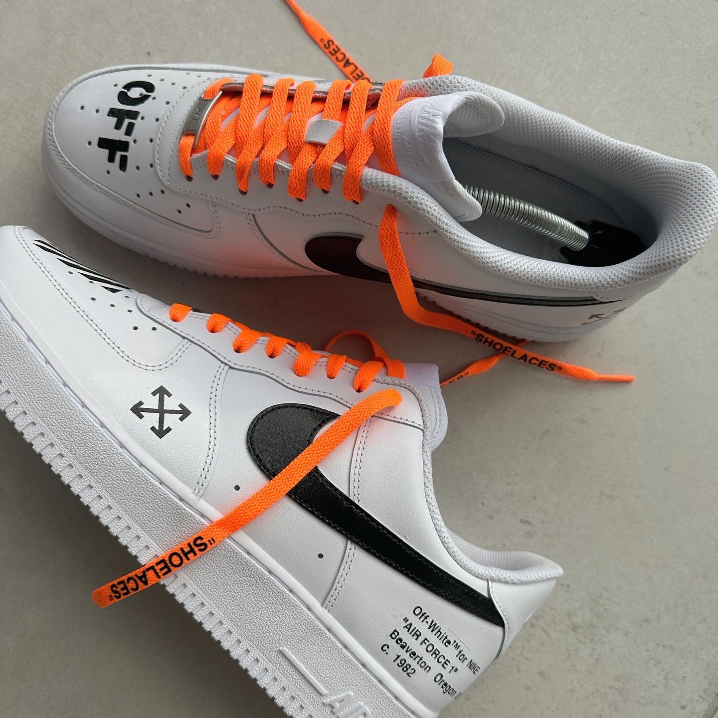 Holla Customz on X: Custom painted OFF - WHITE Air Force 1's