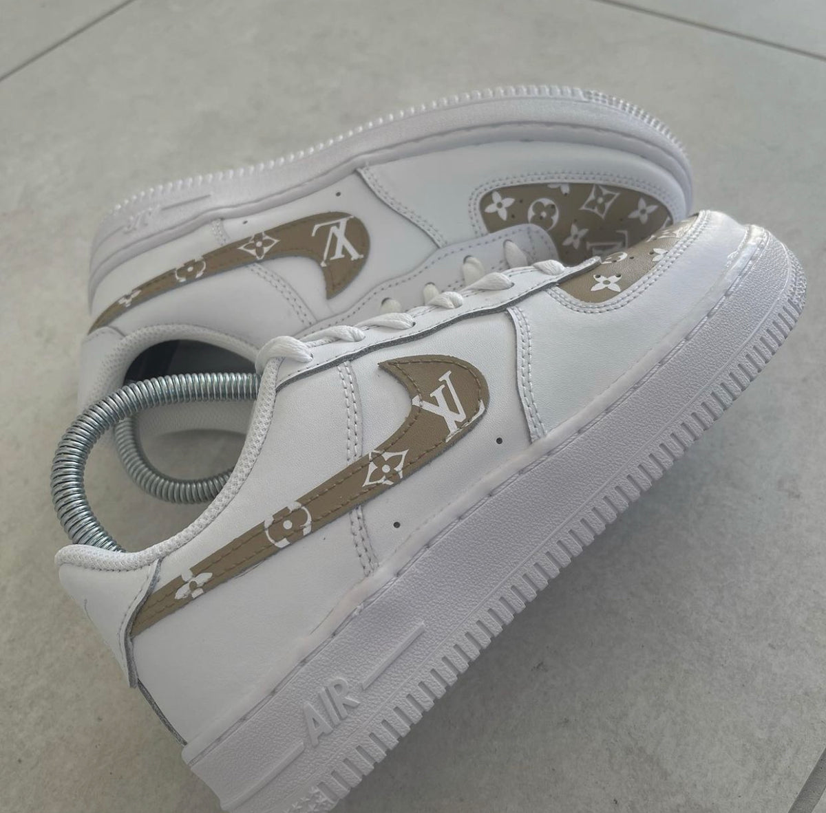 AF1 White / Nude LV (Painted) – Customs Queen